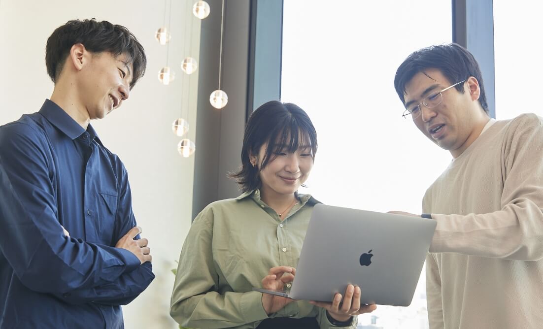 プログラミングの力で今を変える。開発のプロフェッショナル集団。